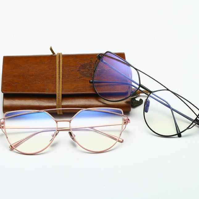 Women's Retro Full Frame Resin Lens Sunglasses