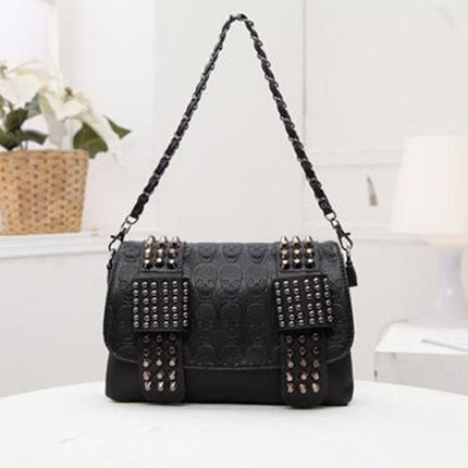 Fashion Women Black Leather Messenger Bags Fashion Vintage Messenger Cool Skull Rivets Shoulder Bags