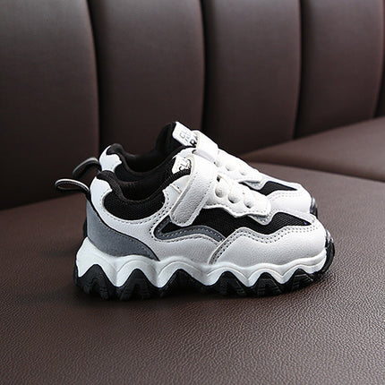 Wave bottom travel shoes for kids