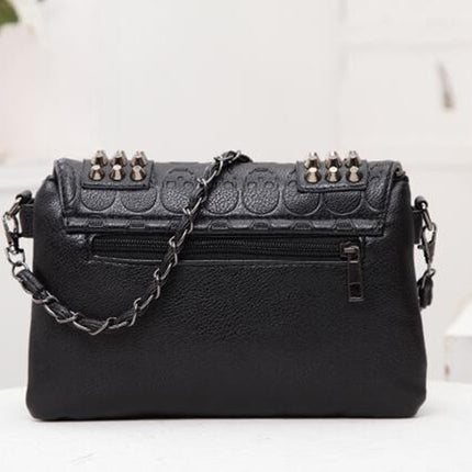 Fashion Women Black Leather Messenger Bags Fashion Vintage Messenger Cool Skull Rivets Shoulder Bags