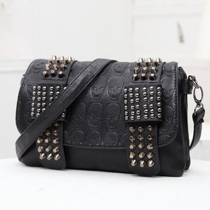 Fashion Women Black Leather Messenger Bags Fashion Vintage Messenger Cool Skull Rivets Shoulder Bags