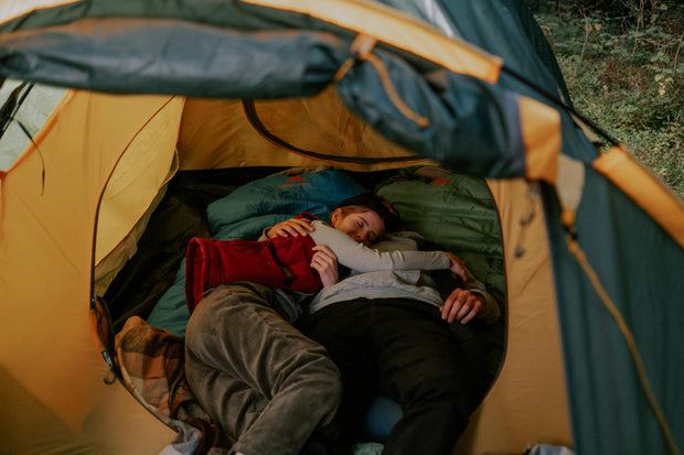 <h3>Camping & Hiking Gears</h3>