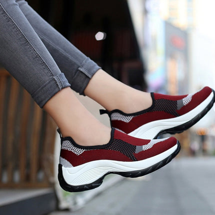Women Casual Shoes Thick Sole Slip On Tenis Sneakers Comfortable Female Outdoor Climbing Hiking Shoes